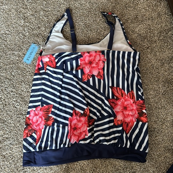 Younique *NWT* swimsuit XL tankini - Picture 6 of 6